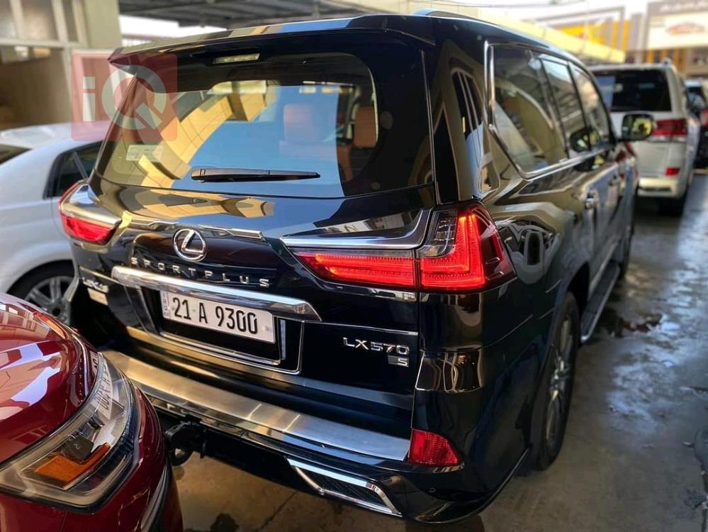 Lexus LX